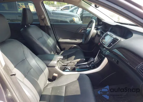 2016 Honda Accord Exl z USA, uszkodzony, nr VIN 1HGCR2F81GA006908